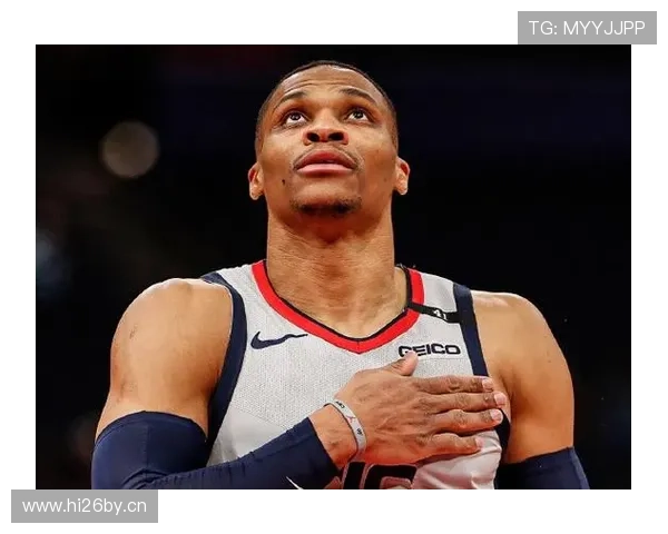 威少24+13+14轰第207次三双写新史